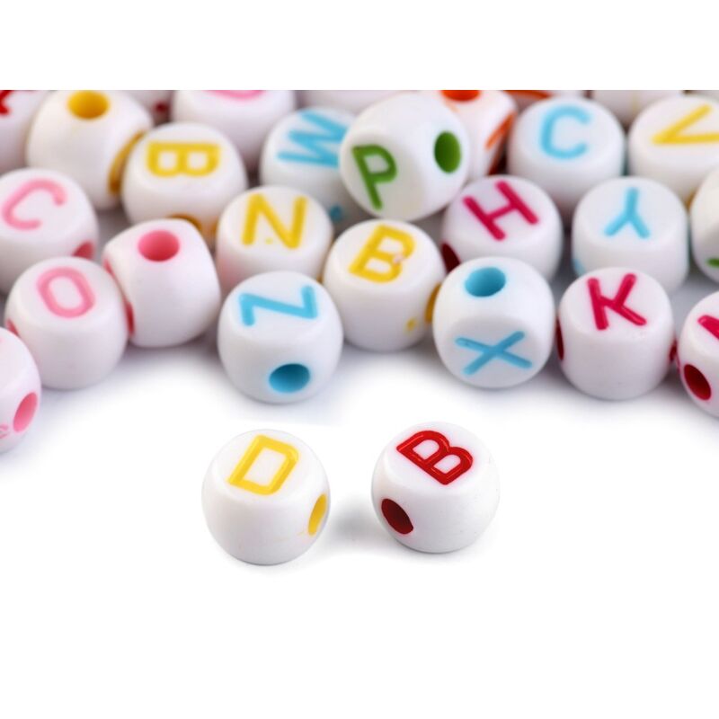 Mărgele plastic cu litere Ø7 mm, 50buc
