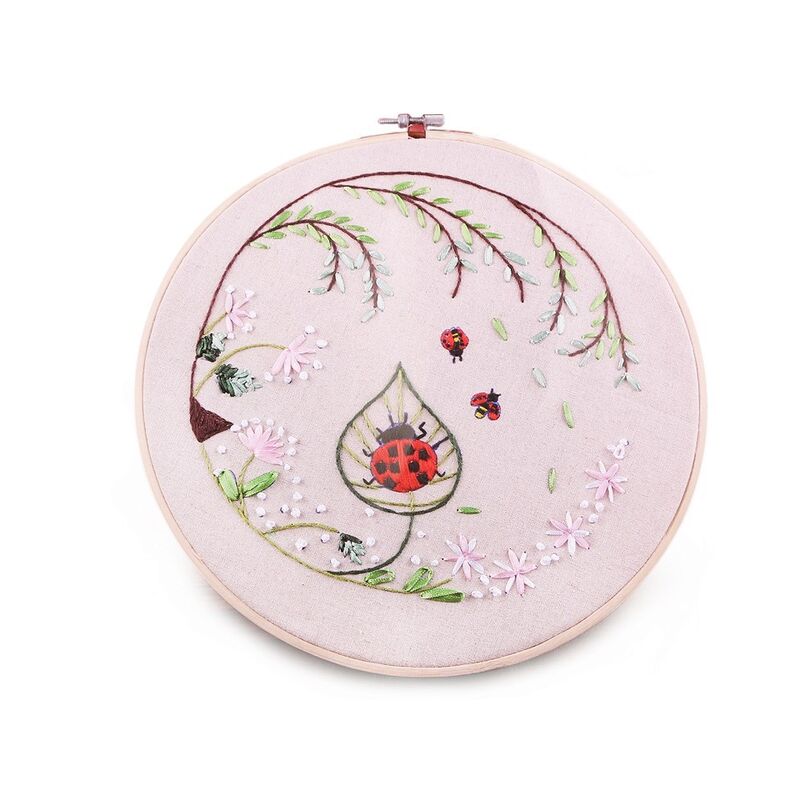 Set de brodat pretipărit cu gherghef, ac și ață, 26,5x26,5cm, flori