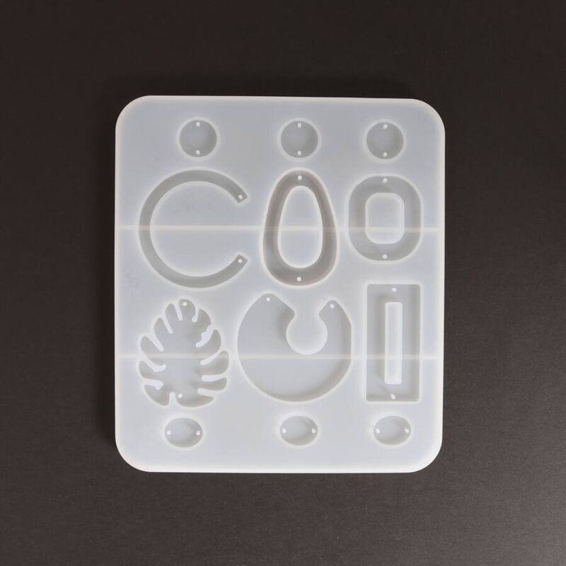 Silicone mold for glass resin