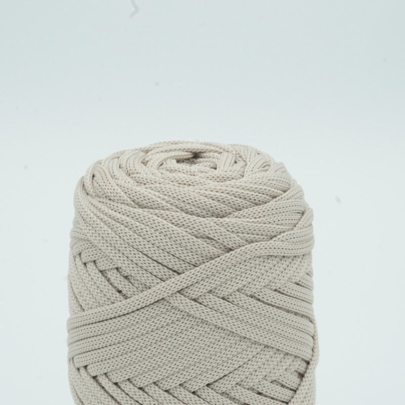 Șnur poliester fara miez, 2mm, 100m