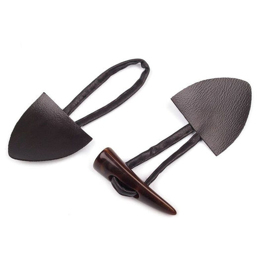 Brandenburg with plastic horn button, 48mm, pair